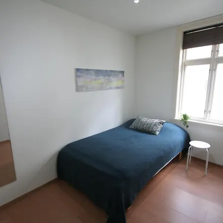 Super Cozy 3-bedroom In Picturesque Neigborhood Bergen